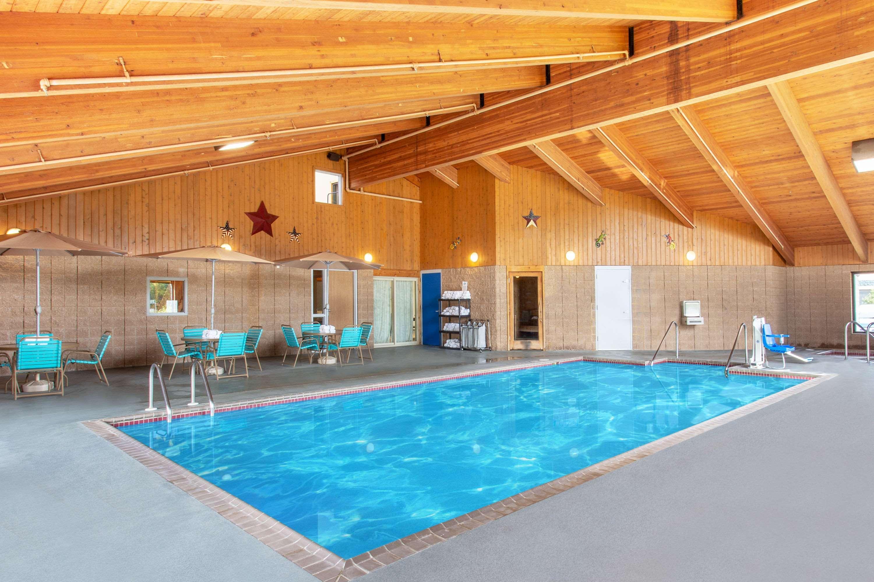Americinn By Wyndham Calumet Zewnętrze zdjęcie