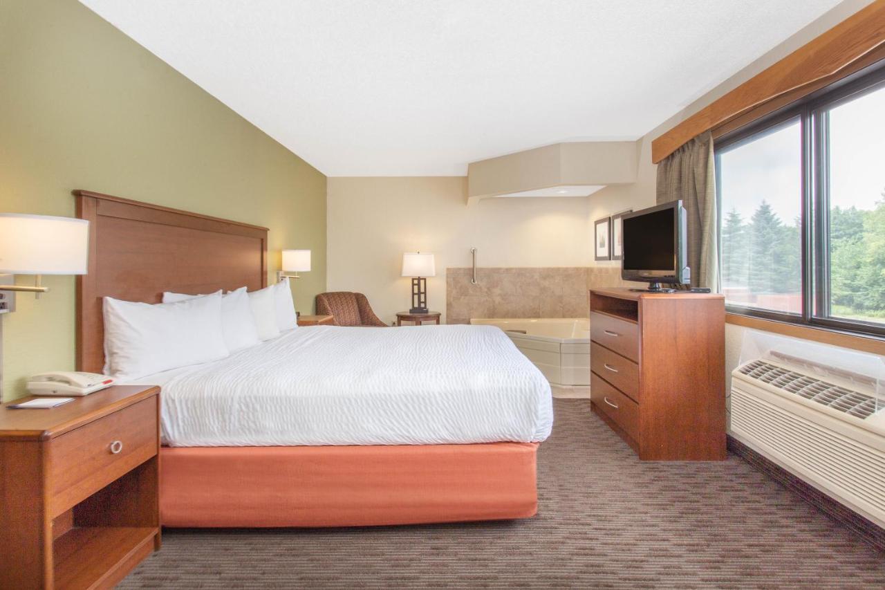Americinn By Wyndham Calumet Zewnętrze zdjęcie